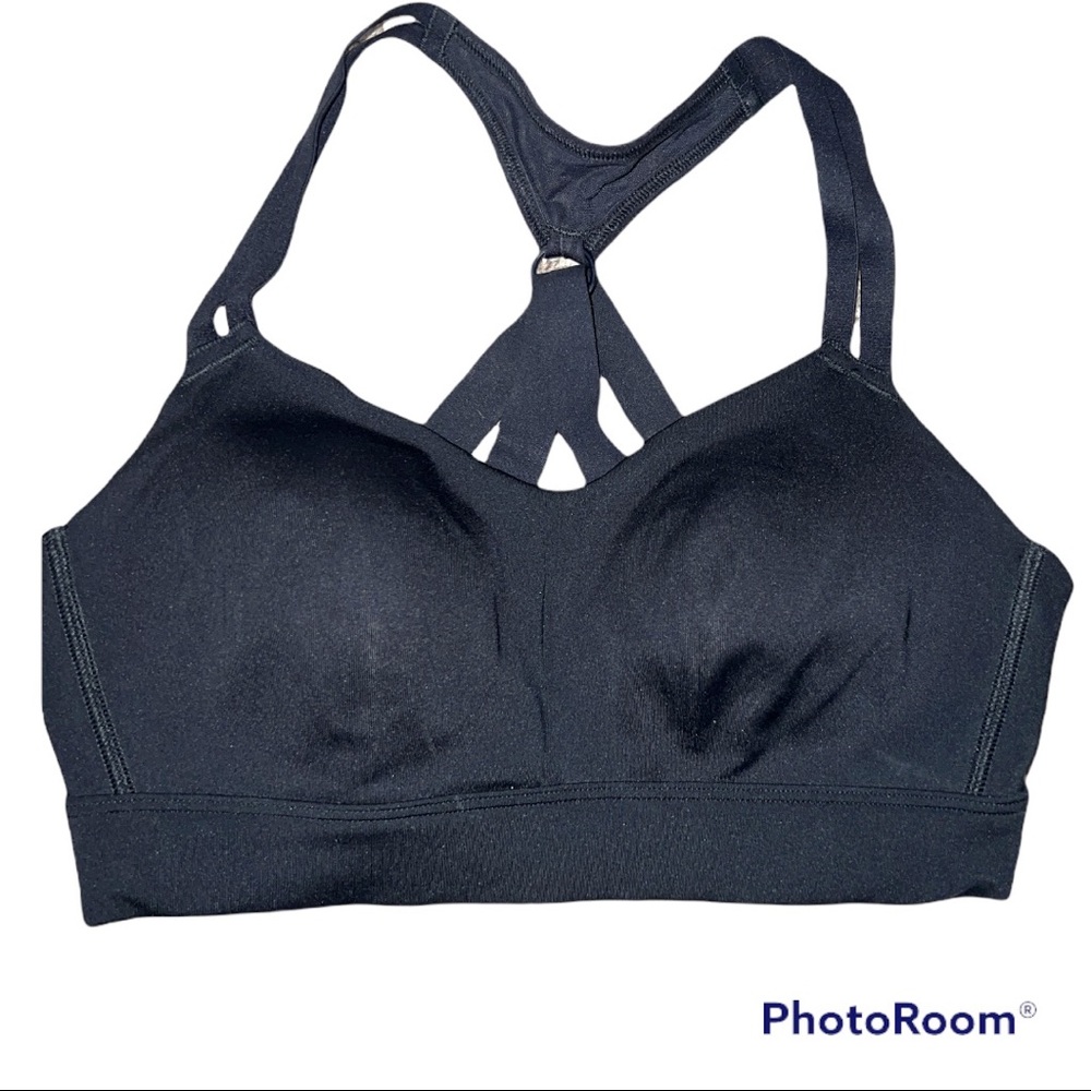 🛍NWOT Under Armour sports Bra!